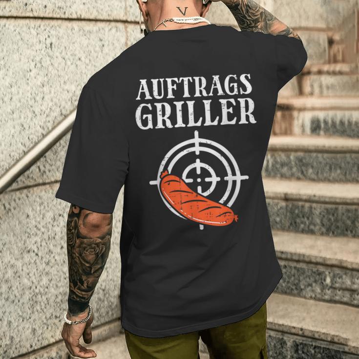 Auftrags Griller Wurst Grill Bbq Grill Master T-Shirt mit Rückendruck Geschenke für Ihn