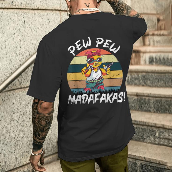 Chick Pew Pew Madafakas intage Crazy Chick S T-Shirt mit Rückendruck Geschenke für Ihn