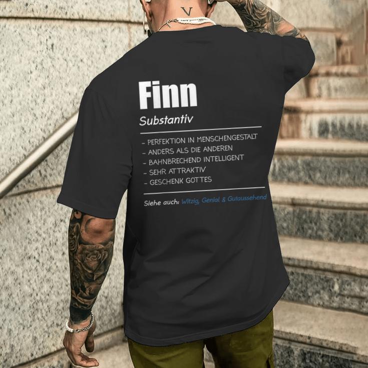 Finn Name First Name T-Shirt mit Rückendruck Geschenke für Ihn