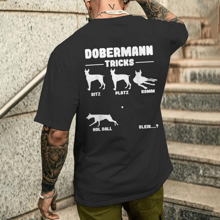 Dog Holder Doberman Dog Tricks S T-Shirt mit Rückendruck Geschenke für Ihn