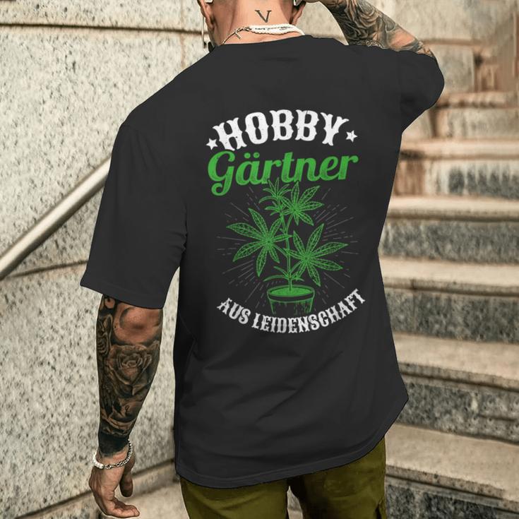 Hobby Gardener From Passion Garden Hemp Cannabis Motif T-Shirt mit Rückendruck Geschenke für Ihn