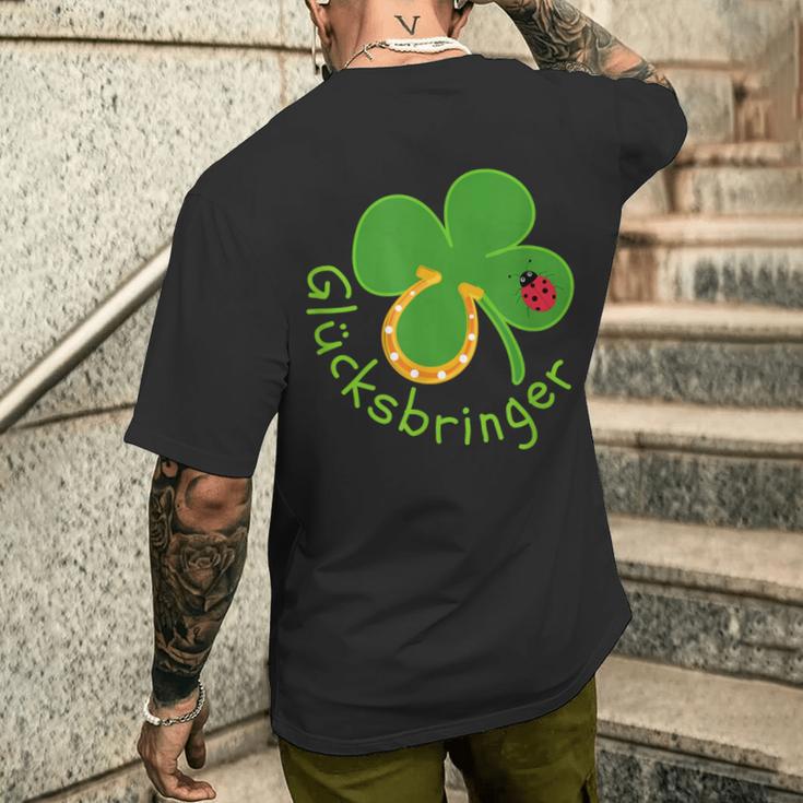 Lucky Charm Ladybird Clover Leaf For Friends Good Luck T-Shirt mit Rückendruck Geschenke für Ihn