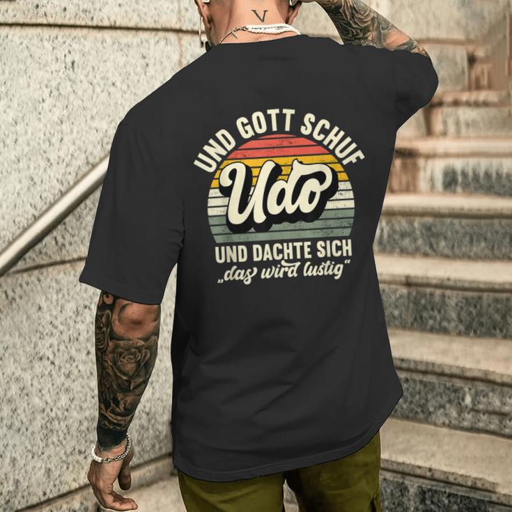 Name Udo Slogan And Gott Schuf Udo S T-Shirt mit Rückendruck Geschenke für Ihn