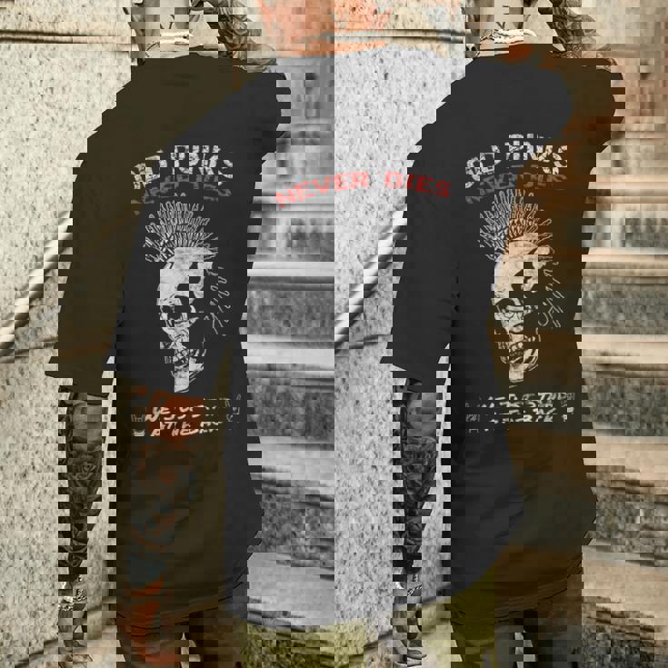 Old Punks Never Dies Punk Rock Music & Punks Camiseta Hombre Estampado Espalda Regalos para él