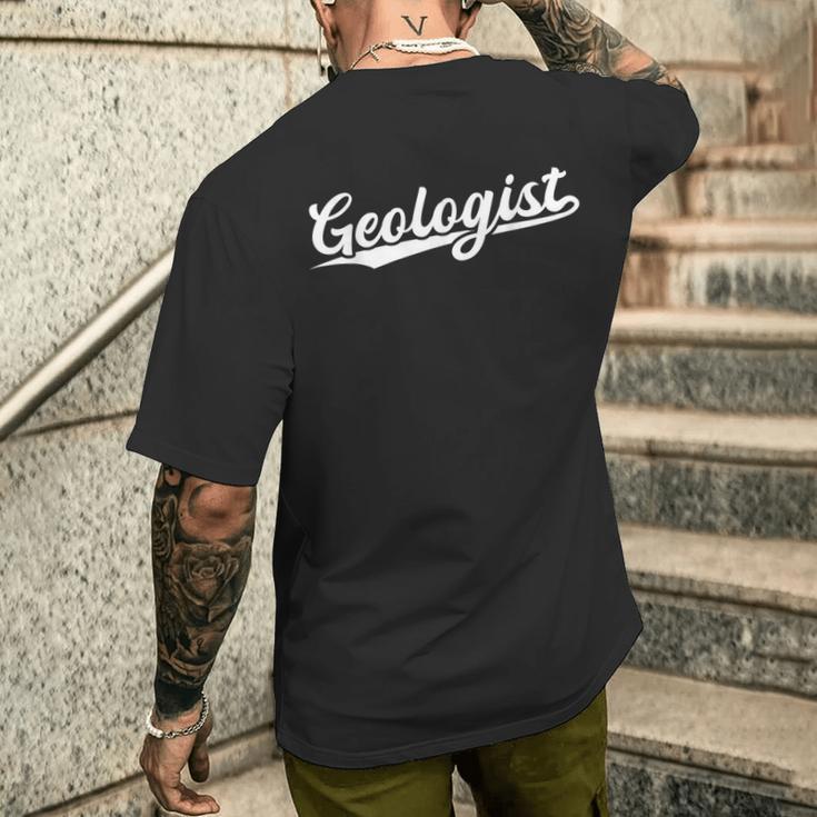 Retro Swoosh Job Title Geologist Camiseta Hombre Estampado Espalda Regalos para él