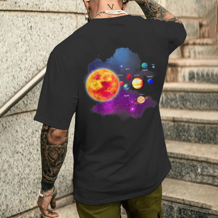 Solar System Motif With Sun Planets Stars Galaxies T-Shirt mit Rückendruck Geschenke für Ihn