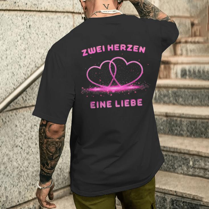 Two Hearts One Love T-Shirt mit Rückendruck Geschenke für Ihn