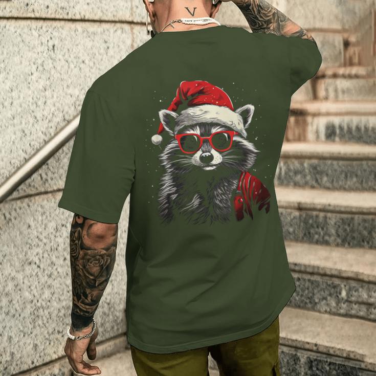 Raccoon With Christmas Hat Christmas T-Shirt mit Rückendruck Geschenke für Ihn