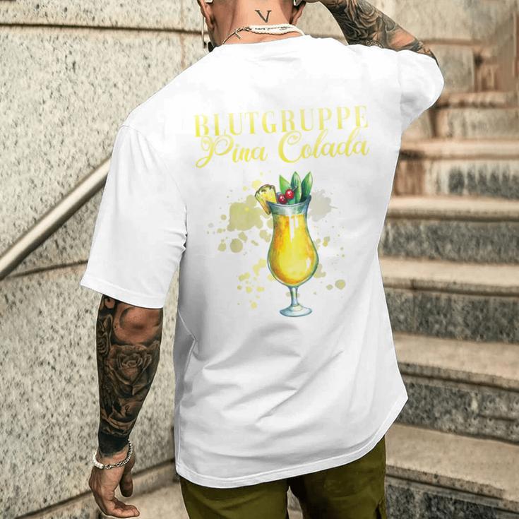 Blood Group Pina Colada Bartender T-Shirt mit Rückendruck Geschenke für Ihn