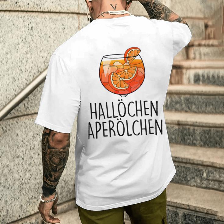 Hallöchen Aperölchen X New Delicious Aperoli Feeling Spritzy T-Shirt mit Rückendruck Geschenke für Ihn