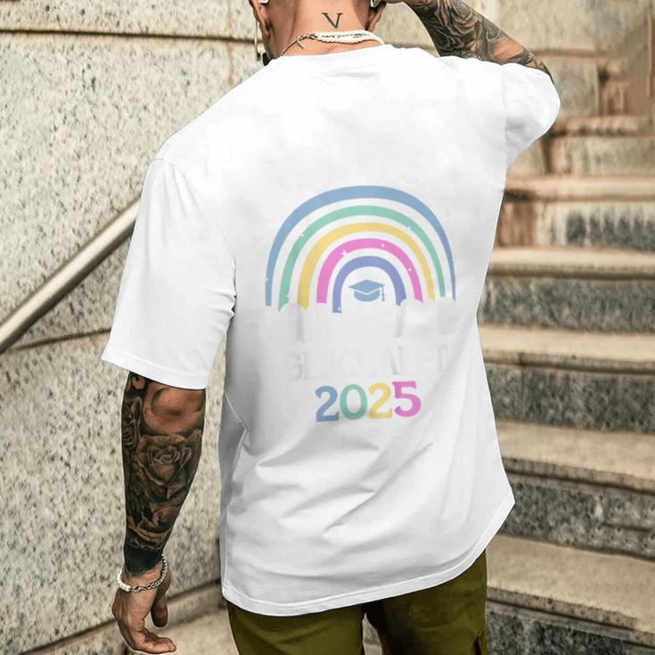 Kinder Krippen Abgänger 2025 Krippe Abschluss T-Shirt mit Rückendruck Geschenke für Ihn