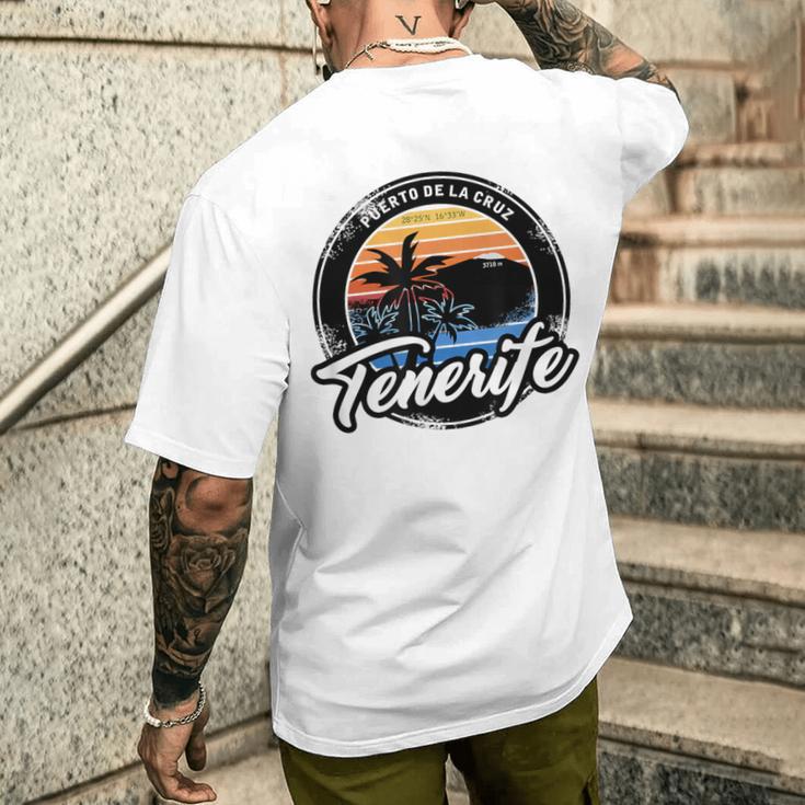 Teneriffa Puerto De La Cruz With Coordinates Gray T-Shirt mit Rückendruck Geschenke für Ihn