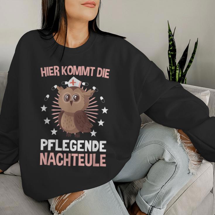 Care Night Owl With Owls Care And Altenpflege Sweatshirt Frauen Geschenke für Sie