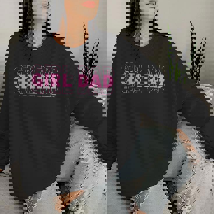 Dad Est 2025 Dad Loading New Dad Of Girls Retro Pink Dad Women Sweatshirt Gifts for Her