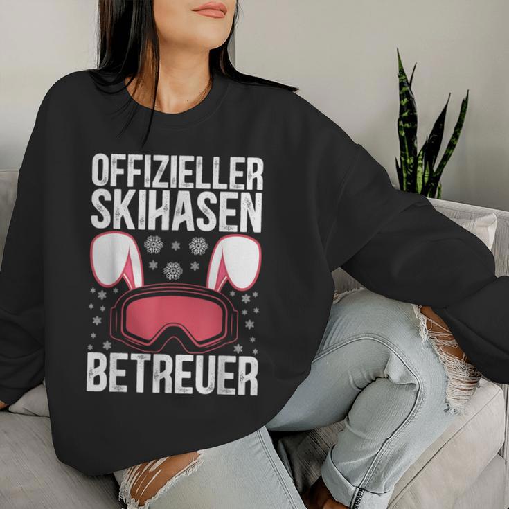 Official Skihaserl Caregiver Ski Skier Women's Sweatshirt Frauen Geschenke für Sie