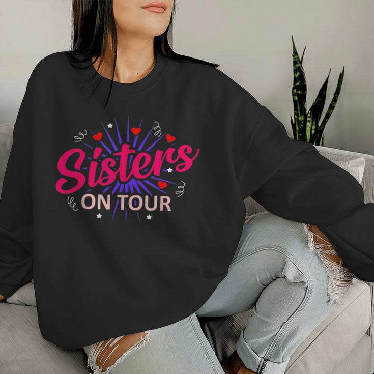 Schwester Sisters On Tour Sweatshirt Frauen Geschenke für Sie