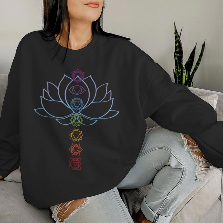 Spiritual Zen Lotus Flower Chakras Aligned Yoga Sweatshirt Frauen Geschenke für Sie