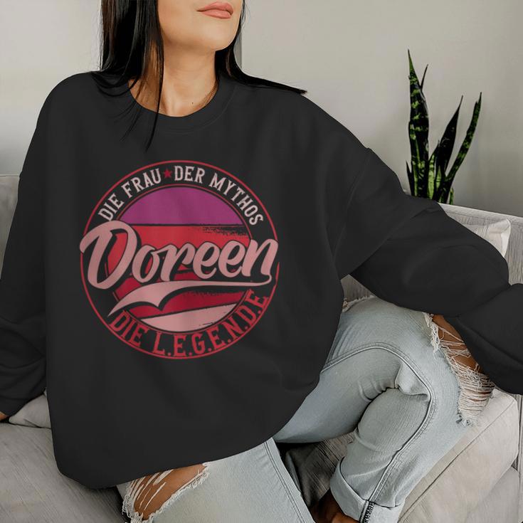 Women's Doreen The Woman Of Mythos The Legend First Name S Sweatshirt Frauen Geschenke für Sie