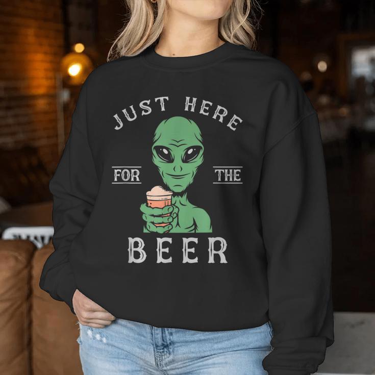 Alien And Beer Party Costume Sweatshirt Frauen Lustige Geschenke