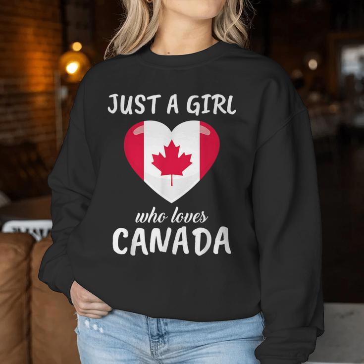 Just A Girl Who Loves Canada Travel Football Canada Sweatshirt Frauen Lustige Geschenke