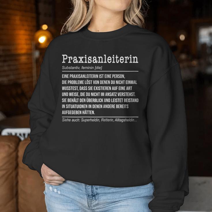 Women's Practice Guide Definition Sweatshirt Frauen Lustige Geschenke