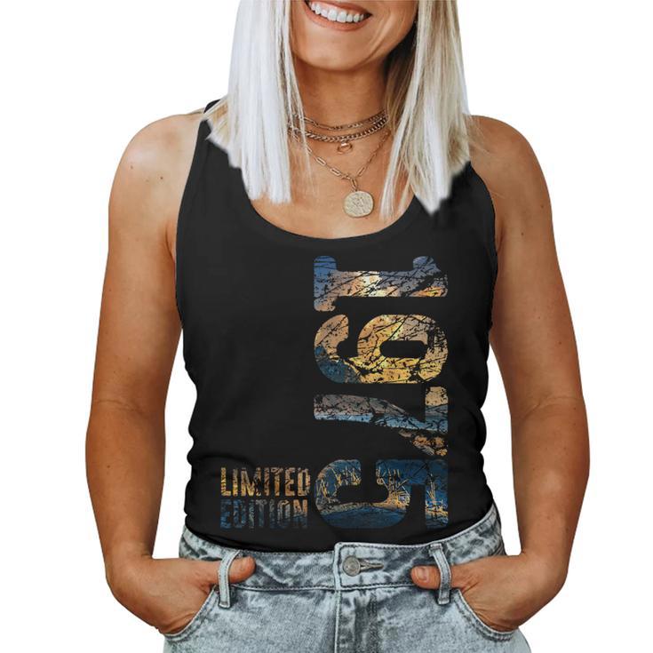 50Th Birthday Man Woman 50 Years 1975 Decorative Tank Top Frauen