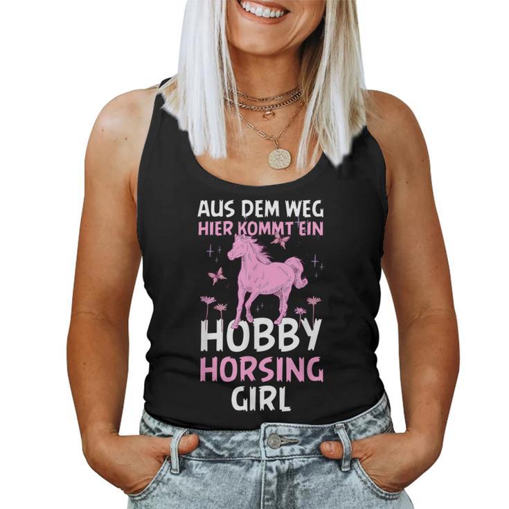 Aus Dem Weg Hobby Horsing Girl Riding Animal Women's Tank Top Frauen