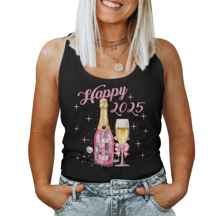 Happy 2025 Happy New Year New Year Sparkling Wine Party Tank Top Frauen