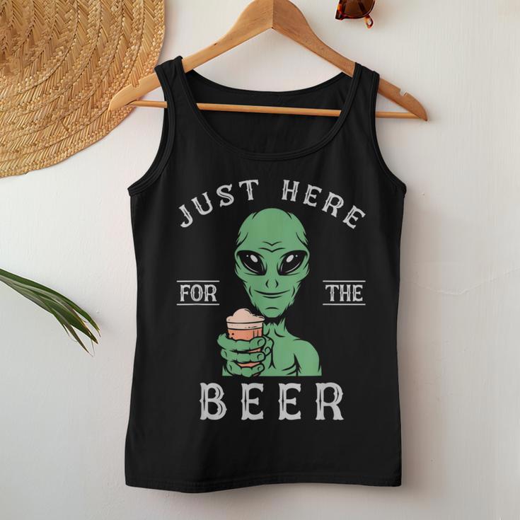 Alien And Beer Party Costume Tank Top Frauen Lustige Geschenke