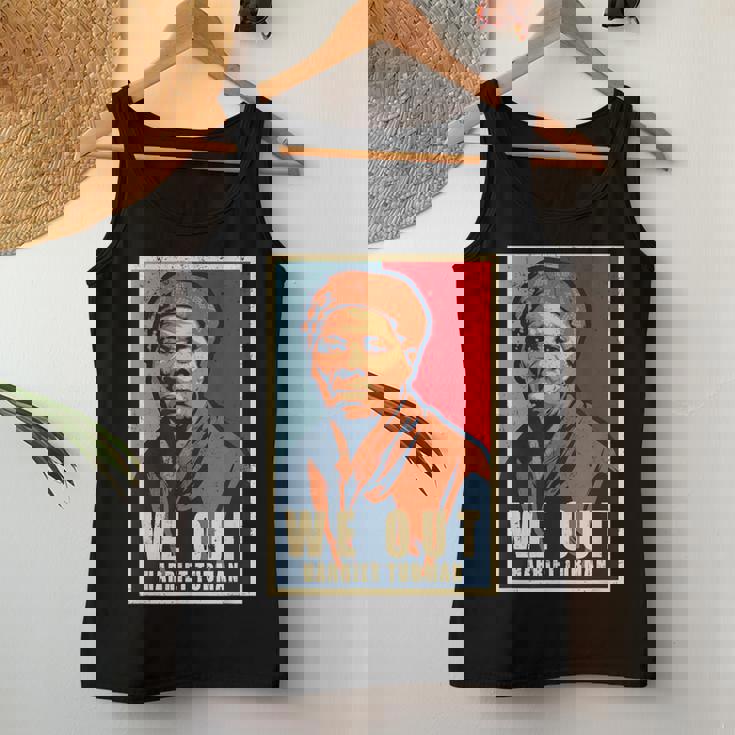 Harriet Tubman We Out Strong Woman Vintage Retro Women Tank Top Unique Gifts
