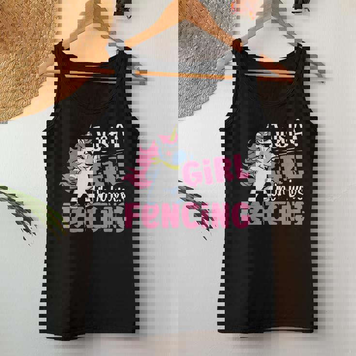 Traje De Esgrima Para Just A Girl Who Loves Fencing Camiseta sin mangas para mujer Regalos divertidos