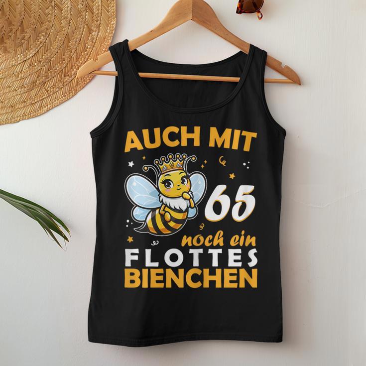 Women's 65Th Birthday With 65 Years Still A Bee Motif Tank Top Frauen Lustige Geschenke