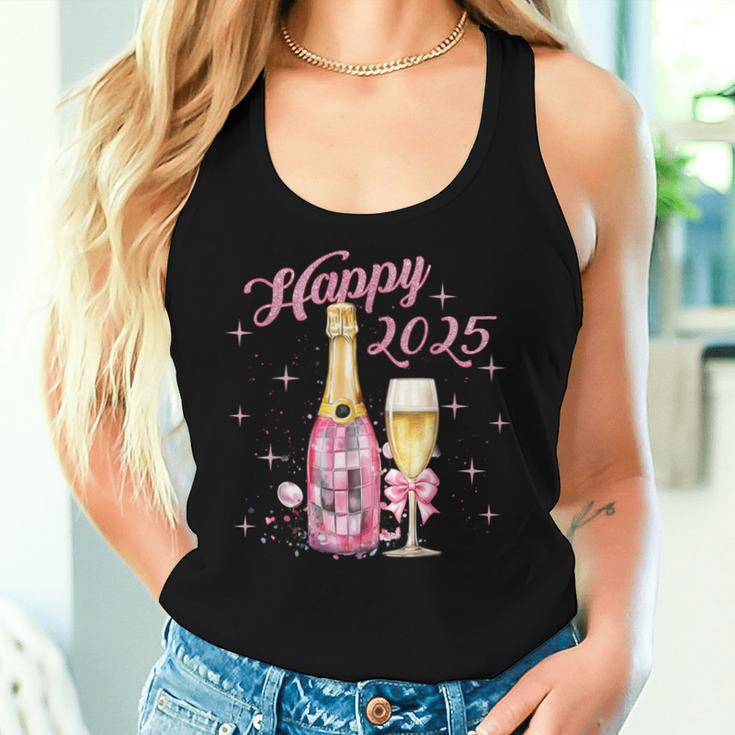 Happy 2025 Happy New Year New Year Sparkling Wine Party Tank Top Frauen Geschenke für Sie