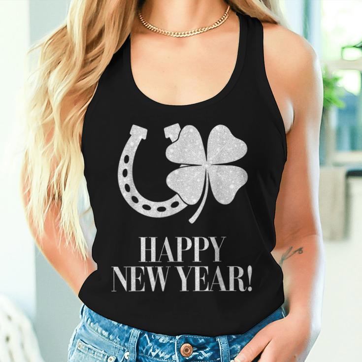 New Year's Eve Outfit Happy New Year Clover Horseshoe Lucky Tank Top Frauen Geschenke für Sie