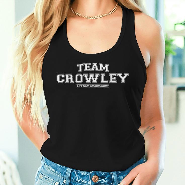 Team Crowley Proud Surname Last Name Tank Top Frauen Geschenke für Sie