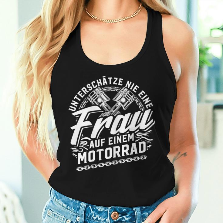 Women's Cool Motorcyclist Hot Biker Saying Motorcycle Ladies Tank Top Frauen Geschenke für Sie