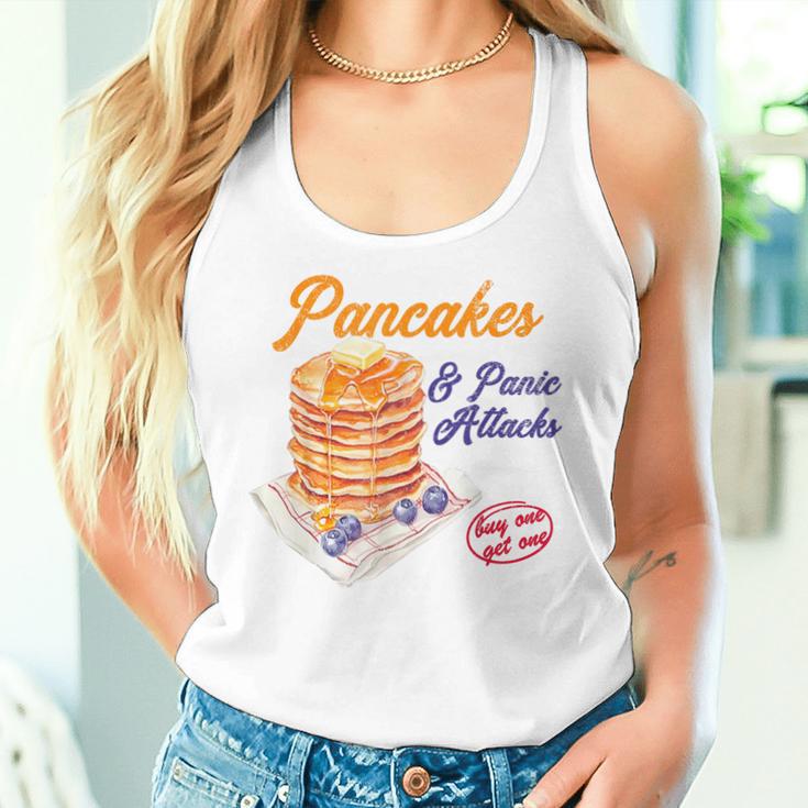 Graphic With Pancakes And Panic Attacks For Girls And Women Tank Top Frauen Geschenke für Sie