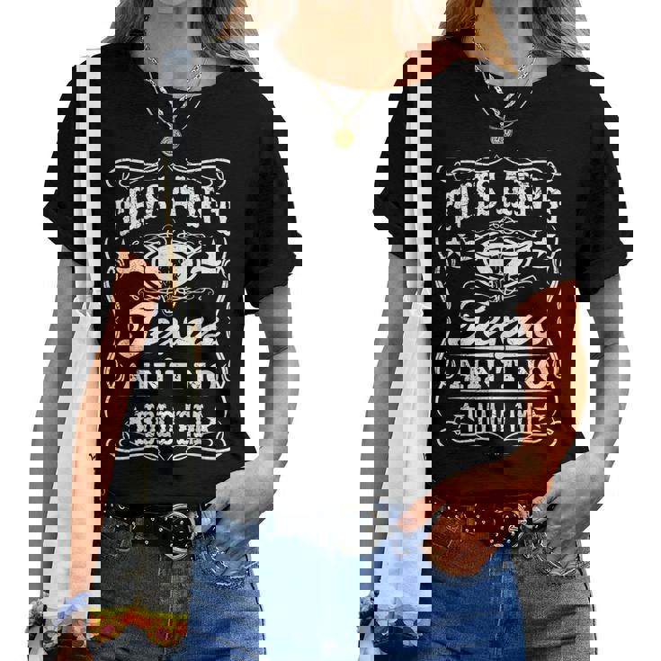 This Ain’T Texas Cowgirl Queen Bee Silhouette Texas Holdem Women T-shirt