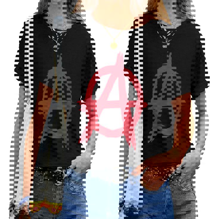 Clásico Punk Rock Anarquista-Un Símbolo De Anarquía Cuello Camiseta de mujer