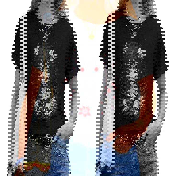Creepy Kawaii Goth Girl Horror Anime Aesthetic Women T-shirt