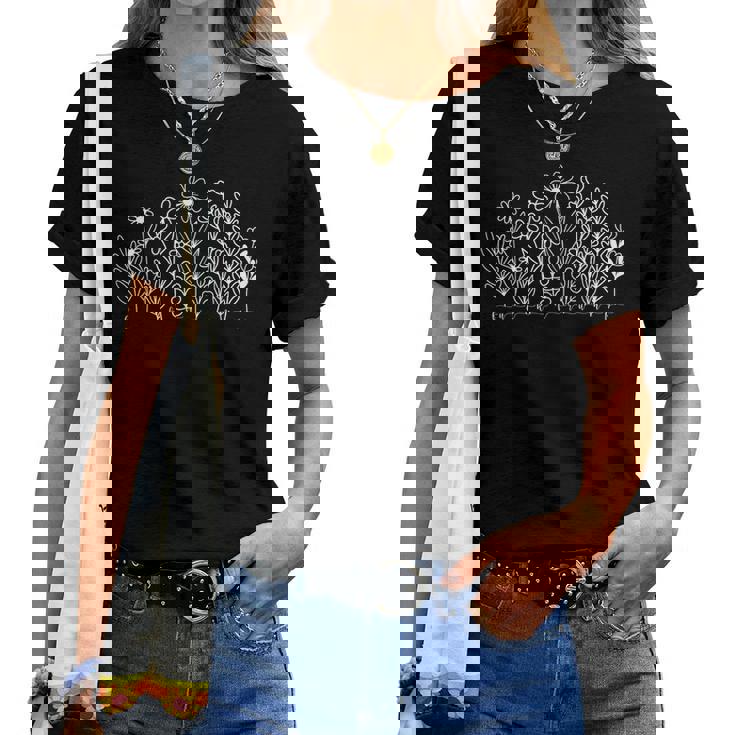 Vintage Anti-Trump Floral Feminist President Women T-shirt Vintage Anti-Trump Floral Feminist President Women T-shirt