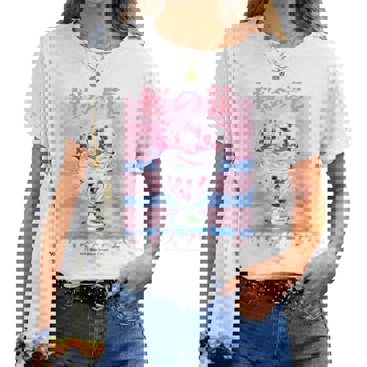 Japanese Cherry Blossom Ice Ecriture Japonaise Glace Sakura T-shirt femme