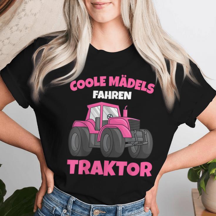 Coole Mädels Driving Tractor Children's Girls' T-shirt Frauen Geschenke für Sie