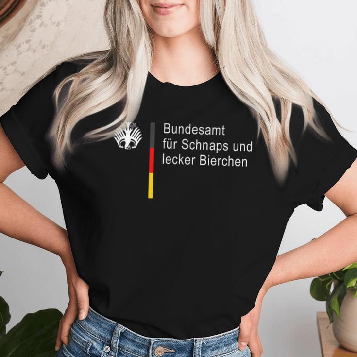 German Federal Office For Schnapps And Delicious Beer Fun T-shirt Frauen Geschenke für Sie