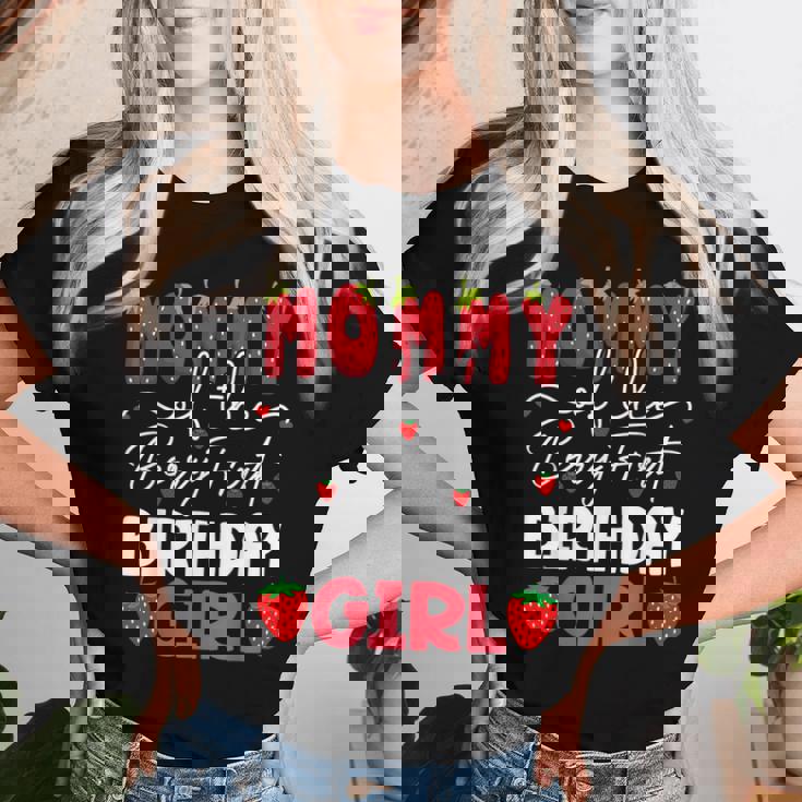 Mommy Of The Berry First Birthday Girl Strawberry Women T-shirt Gifts for Her