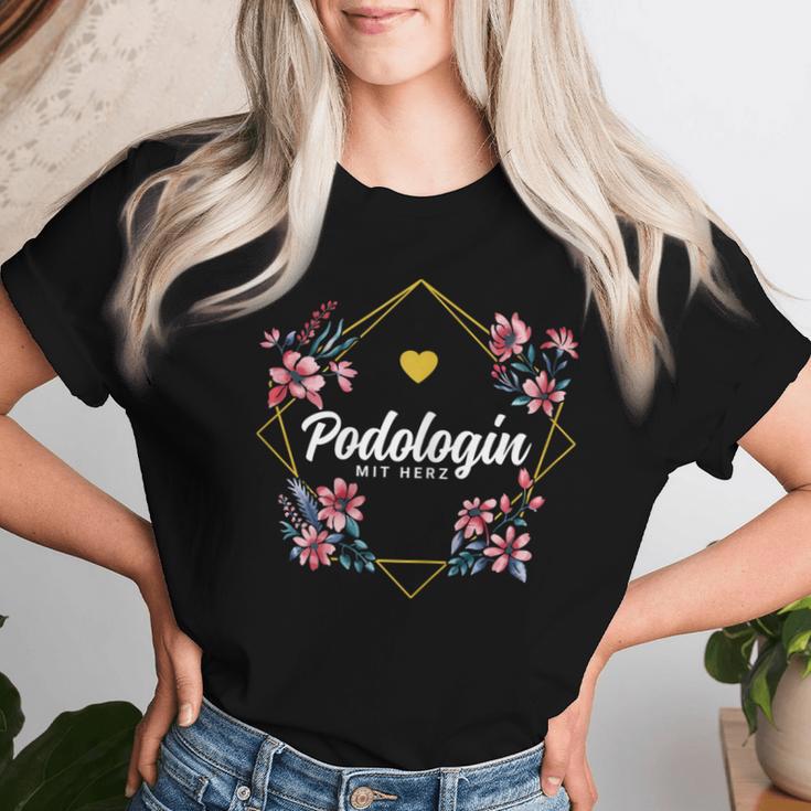 Podologin With Heart Flowers Thank You Farewell Needs Podiatry T-shirt Frauen Geschenke für Sie