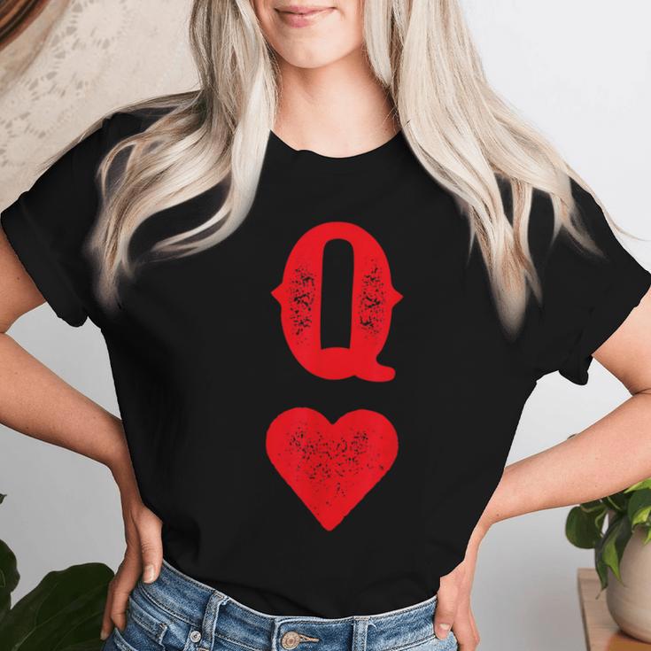 Queen Of Hearts Game Cards Poker Matching Couples S T-shirt Frauen Geschenke für Sie