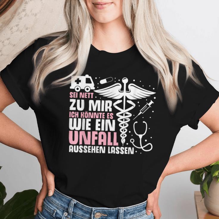 Sei Nett Zu Mir Ich Könnte Es Wie Ein Unfall Aussehen Sei Nett Zu T-shirt Frauen Geschenke für Sie