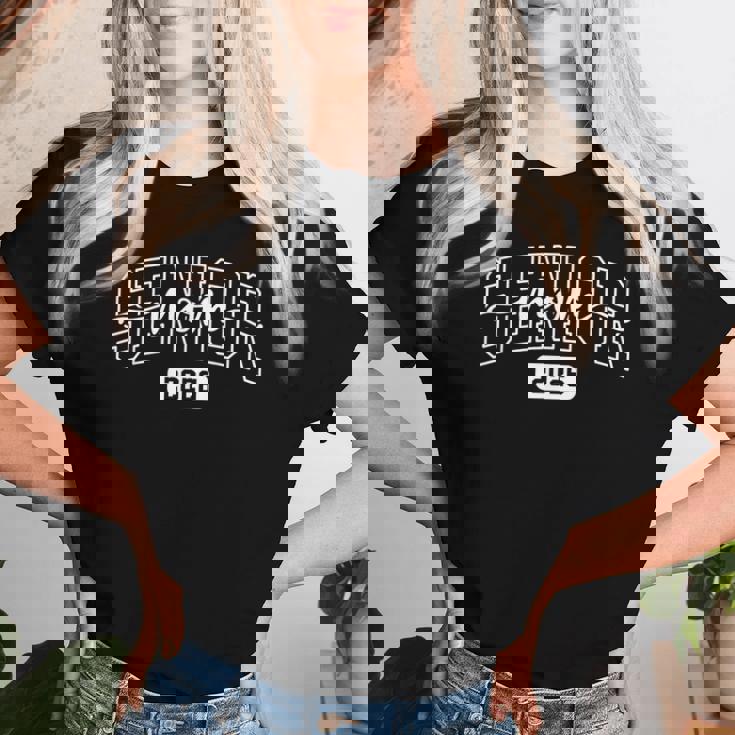 Senior Mom 2026 Proud Mom Of A Class Of 2026 Graduate Mother Women T-shirt Gifts for Her