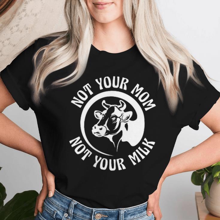 Vegan Plant-Based Not Your Mom Not Your Milk T-shirt Frauen Geschenke für Sie